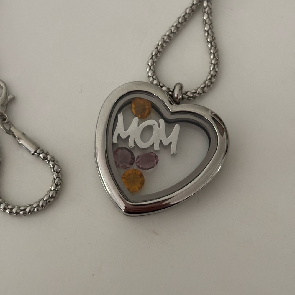 Silver Heart Locket Necklace with Crystal Accents NWOT - Picture 3 of 4